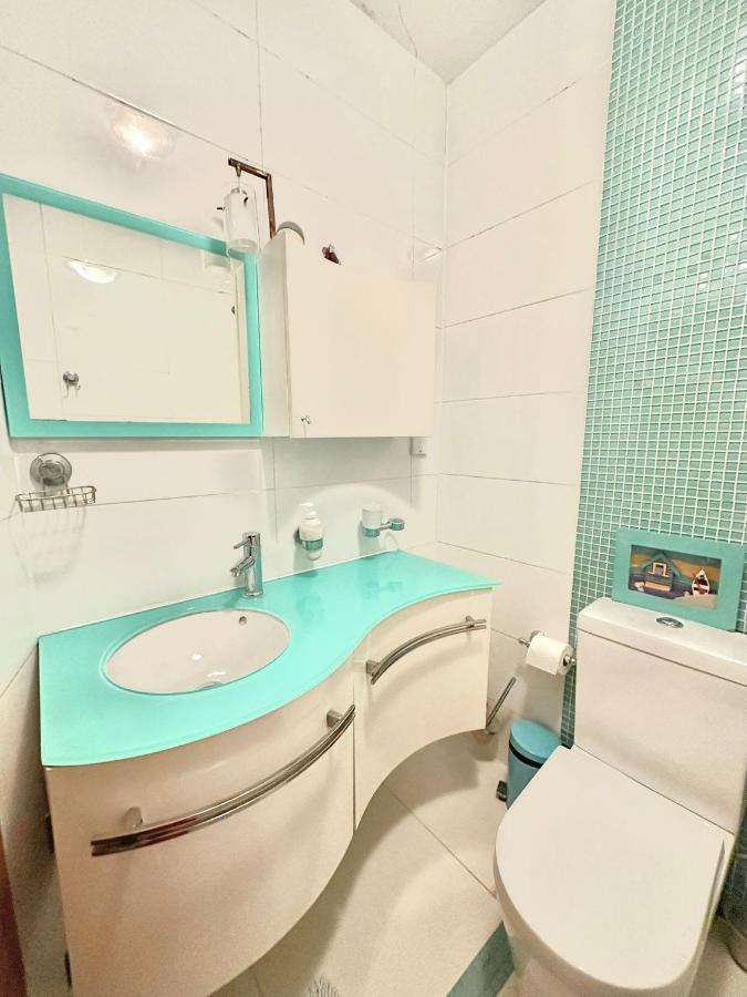 London Charm - Comfortable Room In Spacious House Luaran gambar